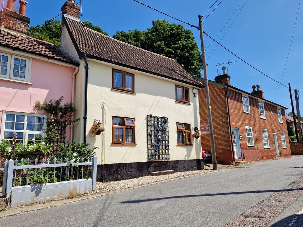Property photo 1 of 11