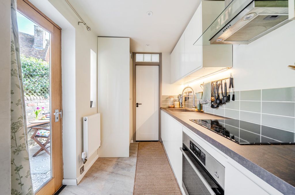 Property photo 3 of 23 1440134-10-69d538...