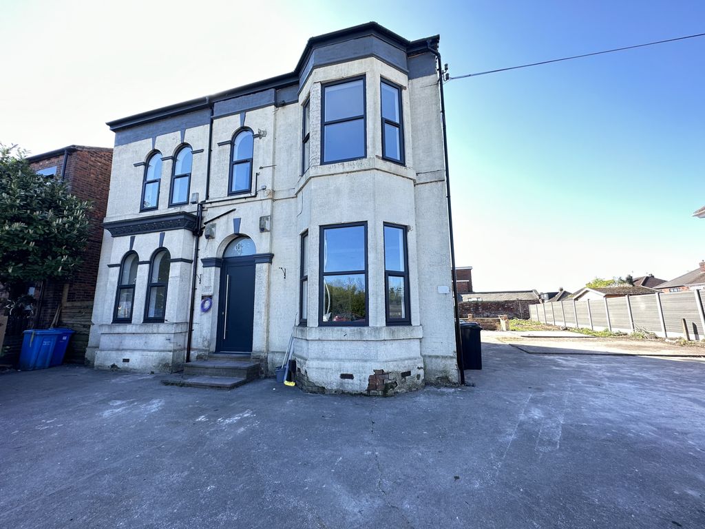 Property photo 1 of 4