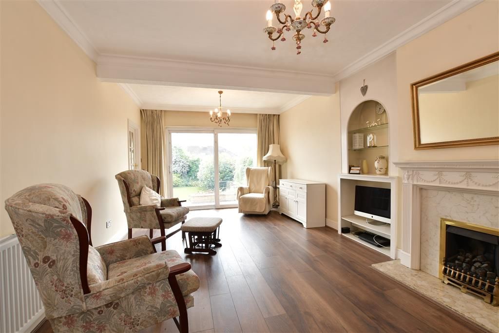 Property photo 1 of 13 Lounge/Dining Room