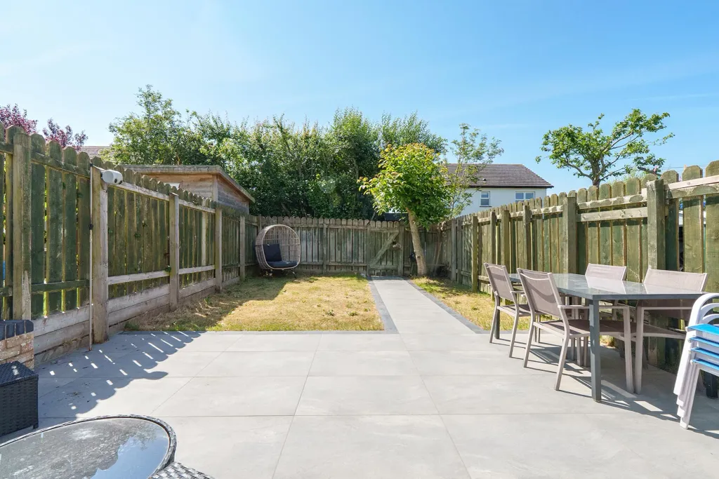 Property photo 2 of 16