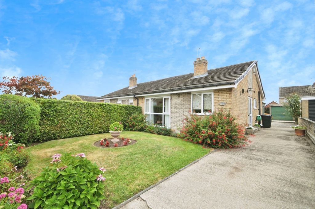 Property photo 1 of 17 Photo