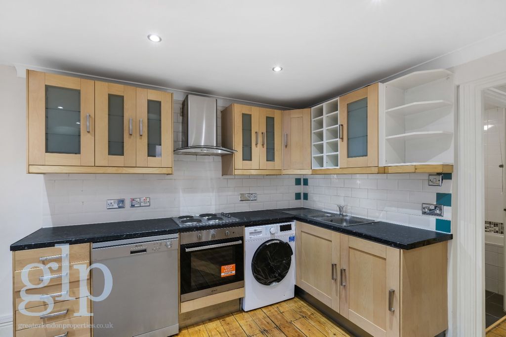 Property photo 2 of 9 1156575