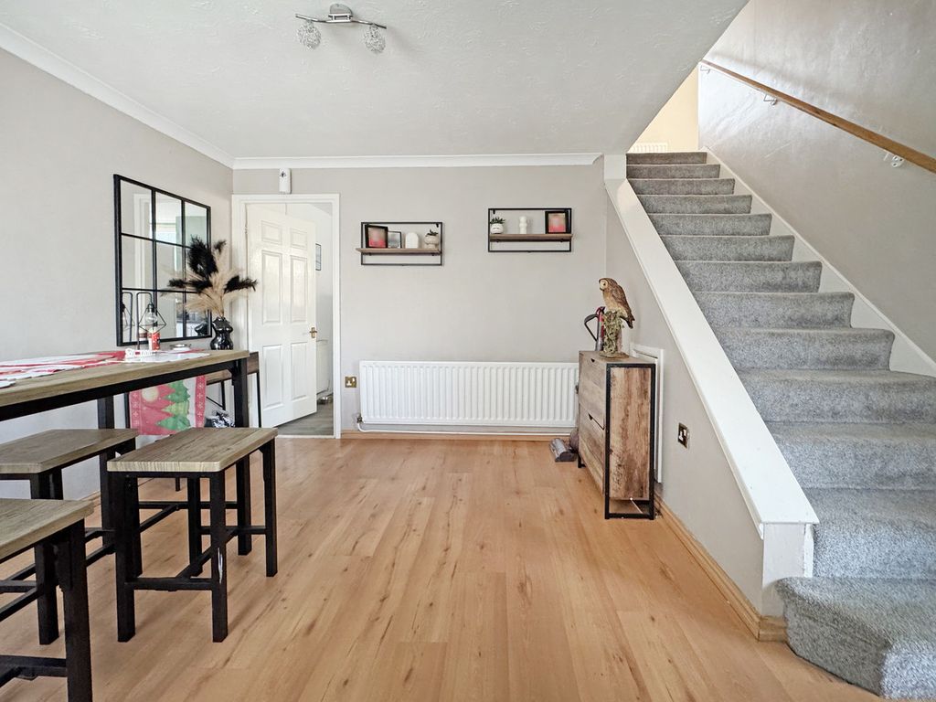 Property photo 2 of 24