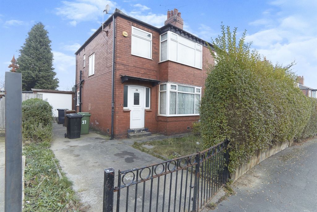 Property photo 1 of 14 Image