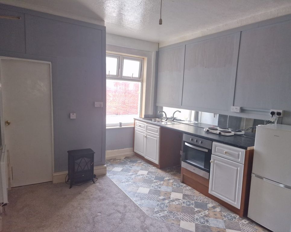 Property photo 3 of 4