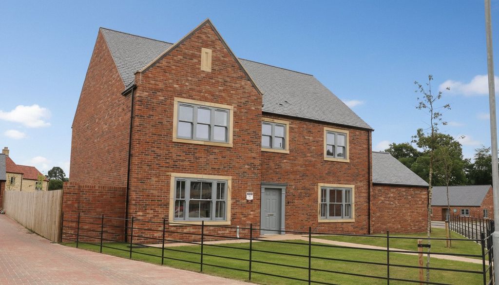 Property photo 1 of 13 Plot 14 The Malton