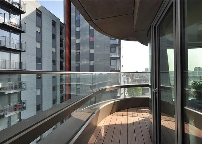 Property photo 3 of 4 Balcony