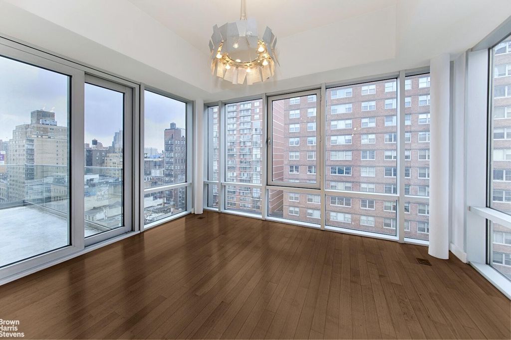 Property photo 3 of 8 <Alttext/>