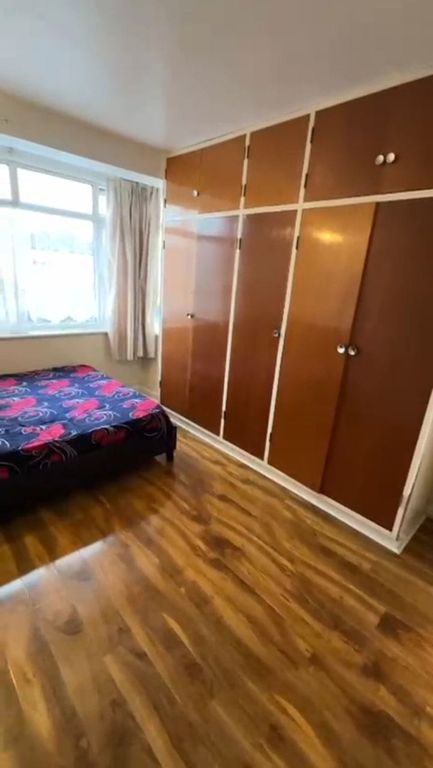 Property photo 2 of 2