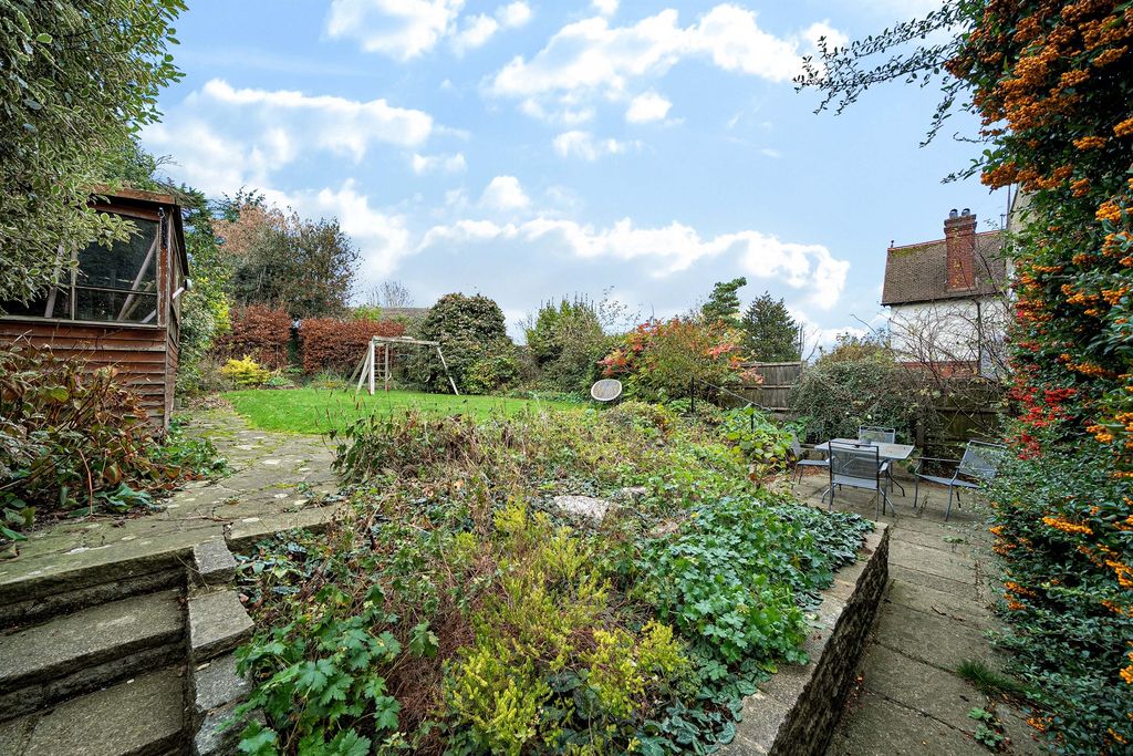 Property photo 2 of 13