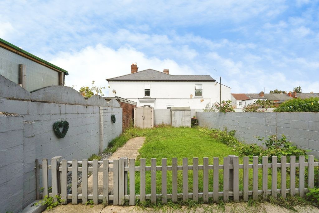 Property photo 2 of 15 Pbox-Img.Jpg
