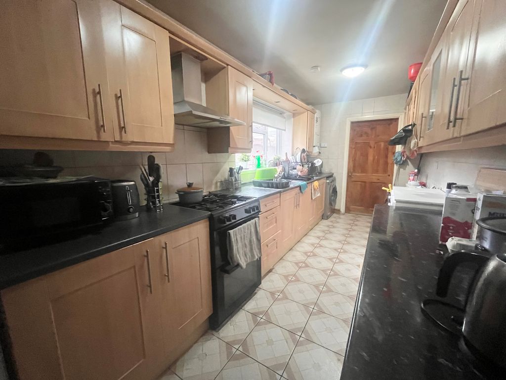 Property photo 3 of 6 Image