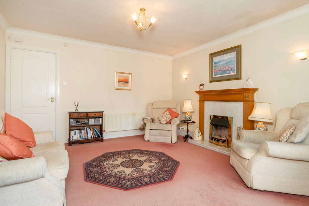 Property photo 3 of 13 Property Image 3