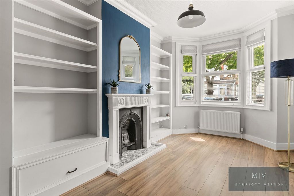 Property photo 2 of 14 Edward Road 91 MV-2.Jpg