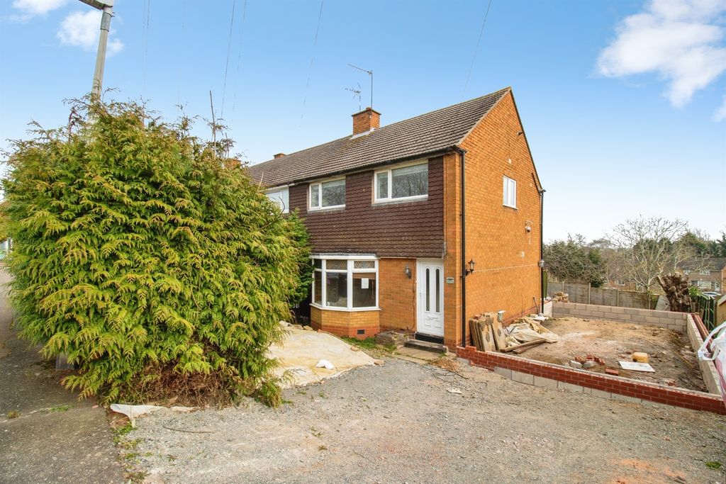 Property photo 2 of 14