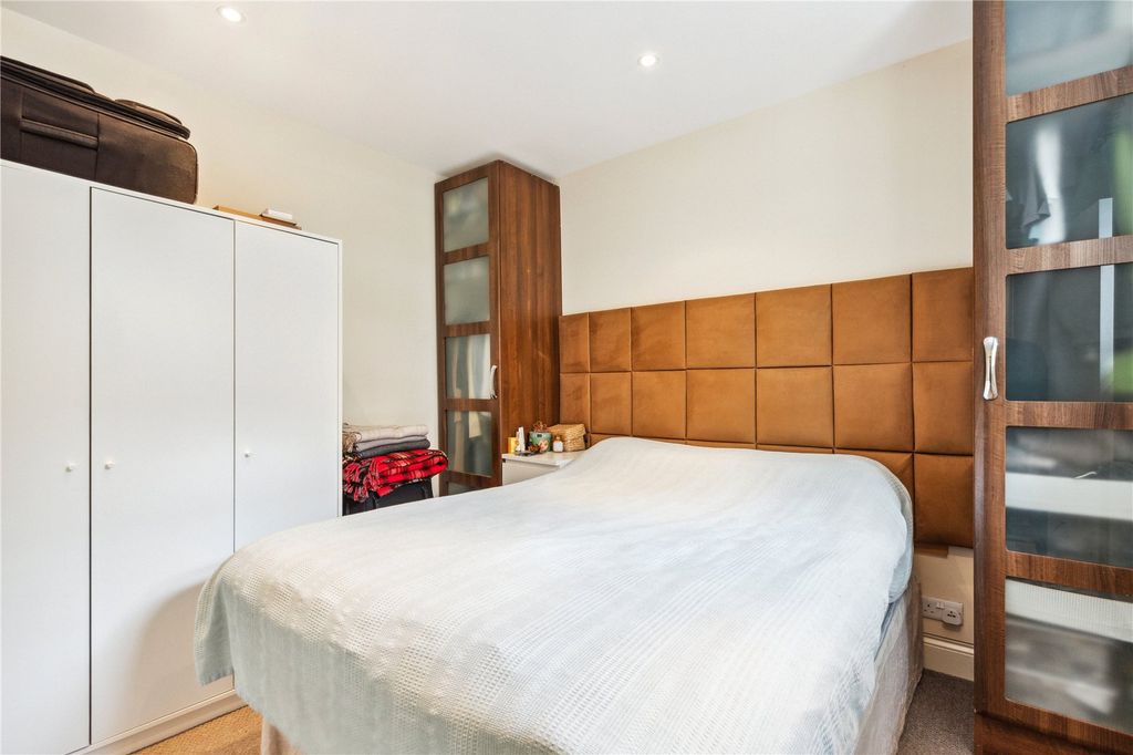 Property photo 3 of 19 Picture No. 20