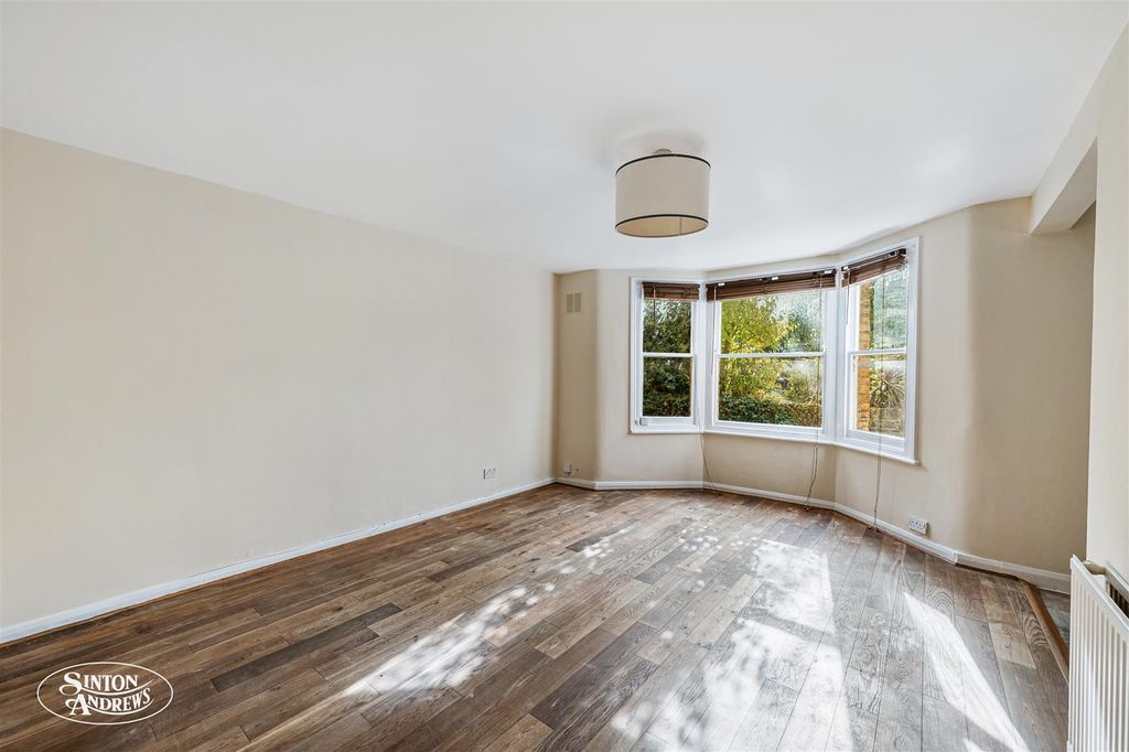 Property photo 3 of 12 5A Churchfield Road-3.Jpg