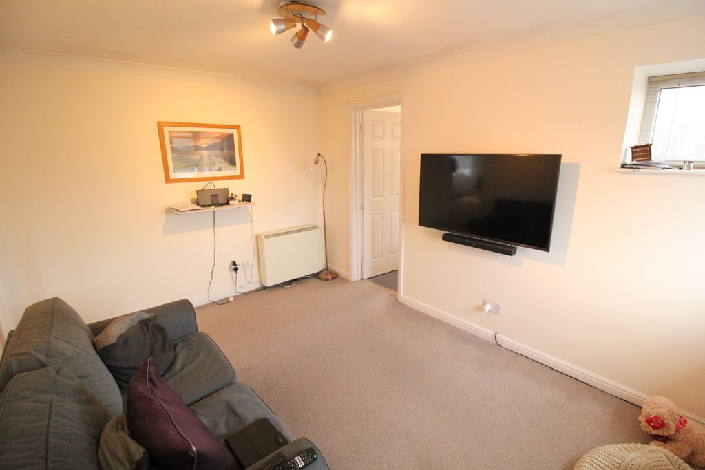 Property photo 2 of 14 Picture No. 04