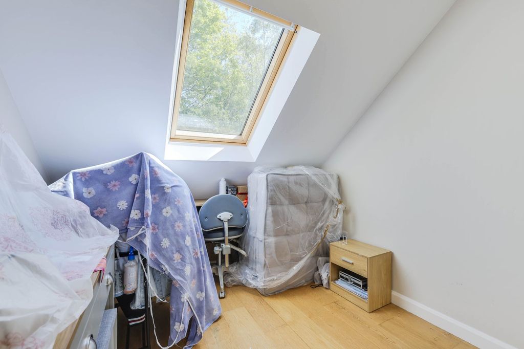 Additional image 18 of 8 bed flat for sale1&1A 3&3A Haigh Wood Road, Leeds, West Yorkshire LS16