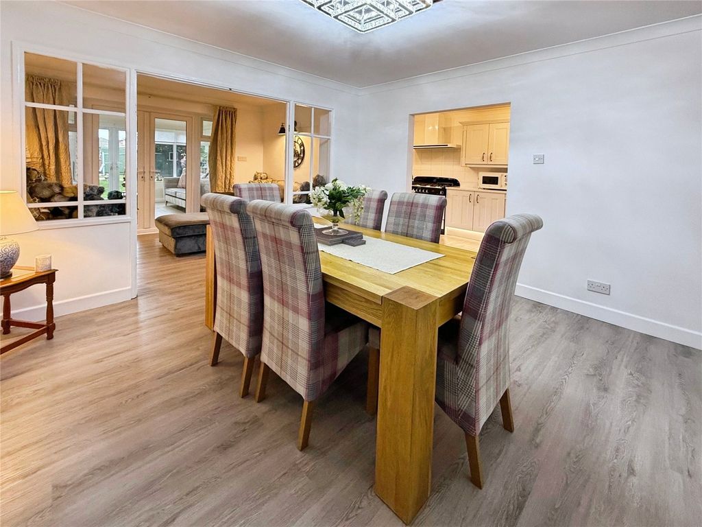 Property photo 3 of 34 Dining Room