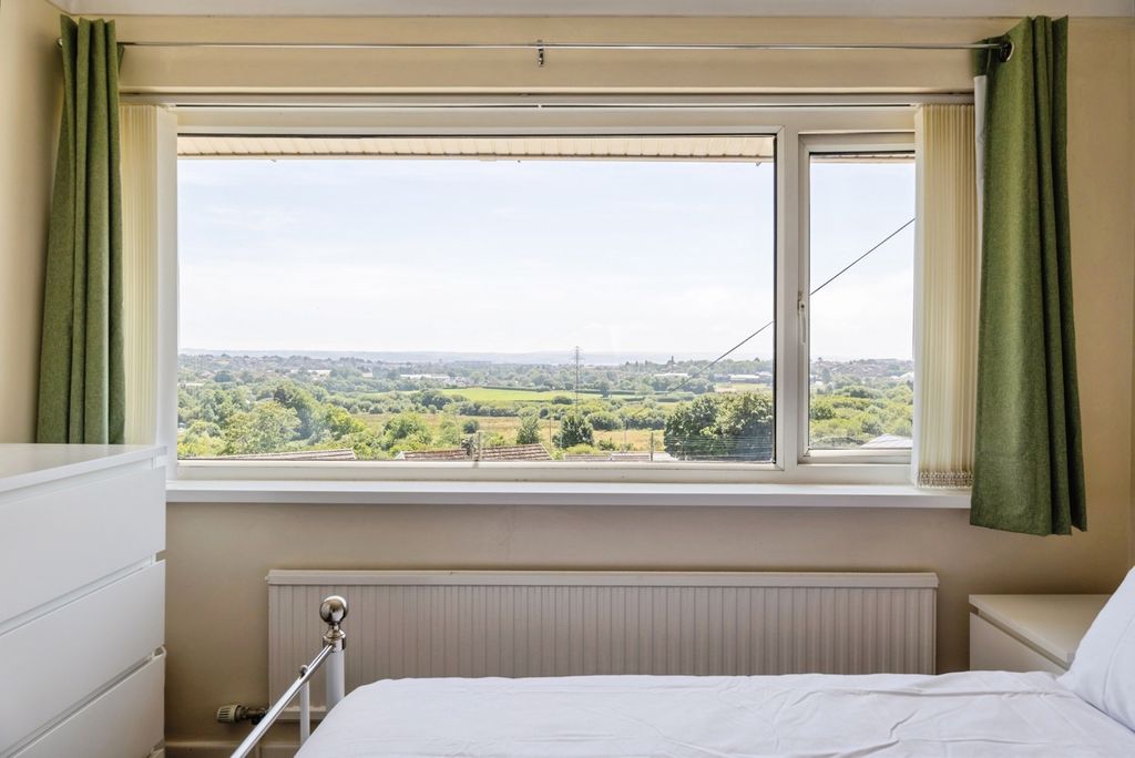 Property photo 2 of 18 Pbox-Img.Jpg