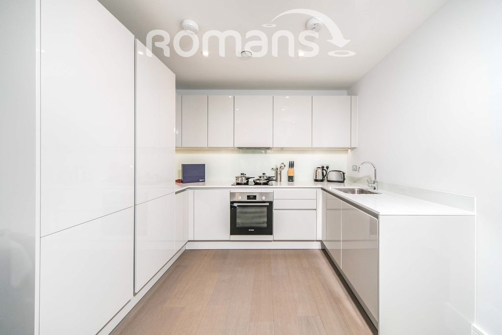 Property photo 3 of 11 d74Fb71B-62Ff-Eb11-9