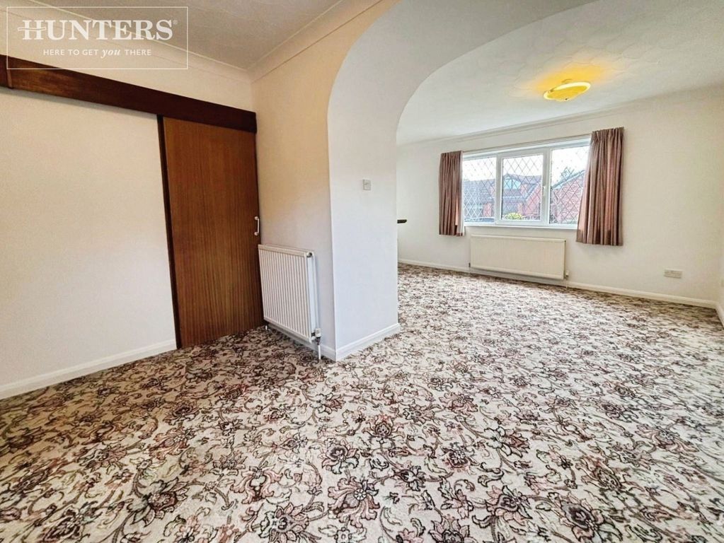 Property photo 3 of 18 Pbox-Img.Jpeg