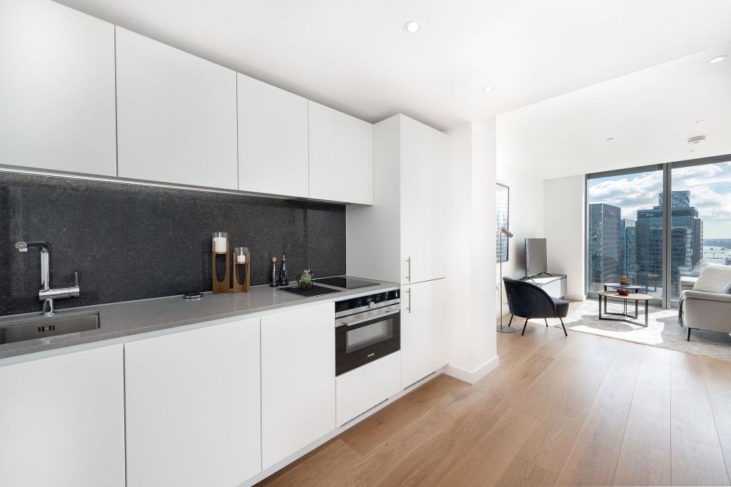 Property photo 2 of 14 Studio Apartment - 42 (3).Jpg