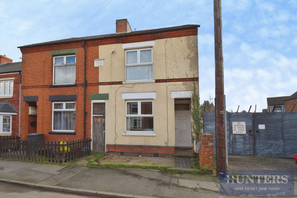 Property photo 1 of 11 Front (Exterior)