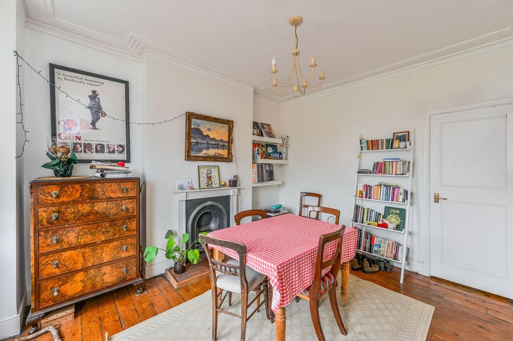 Property photo 3 of 7