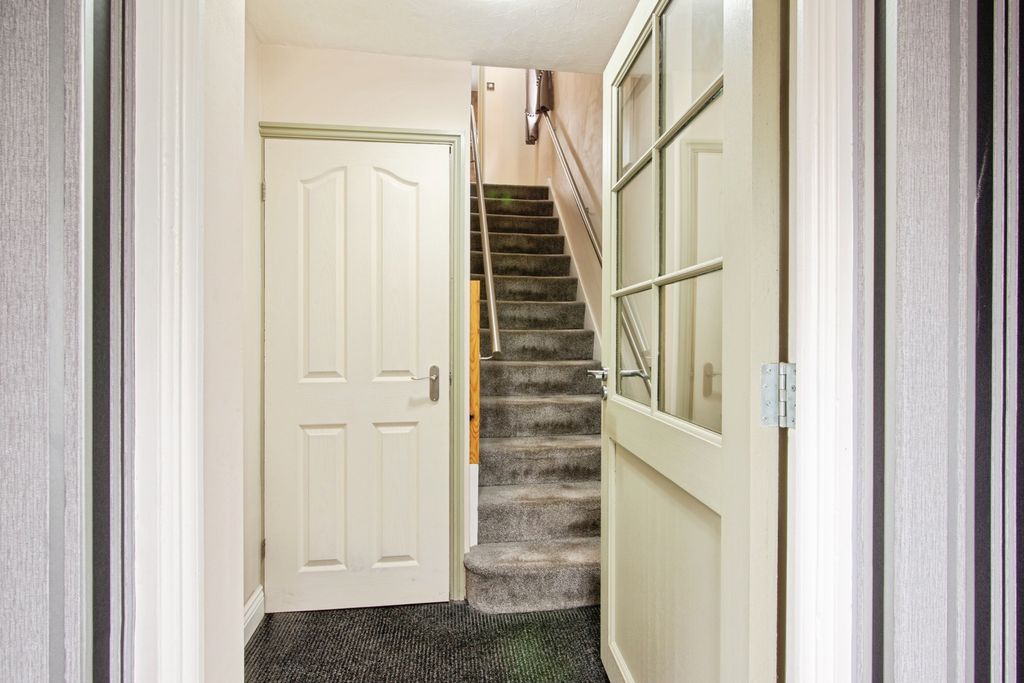 Property photo 2 of 22 Pbox-Img.Jpg