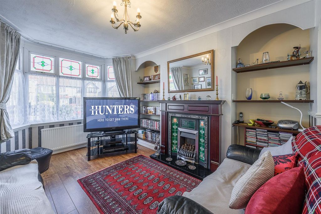 Property photo 2 of 22