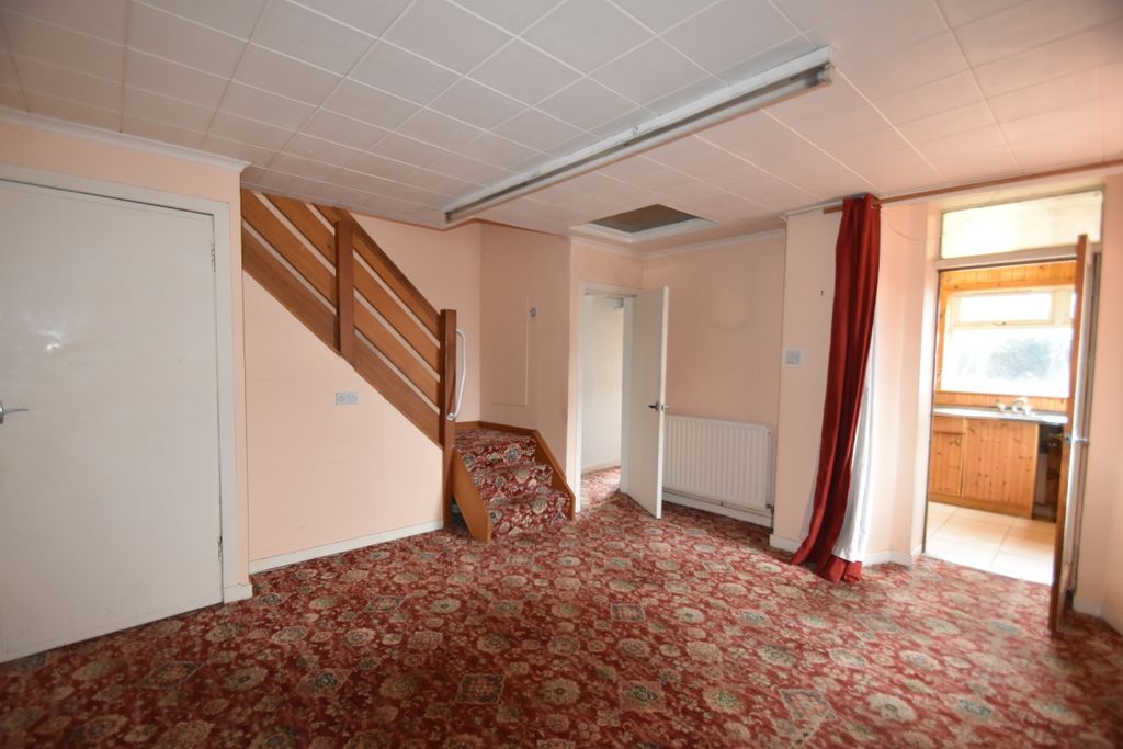 Property photo 3 of 22