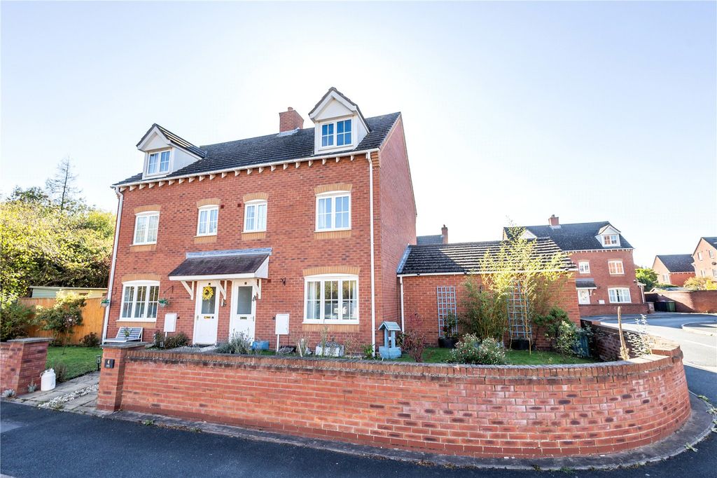 Property photo 1 of 46 Picture No. 42