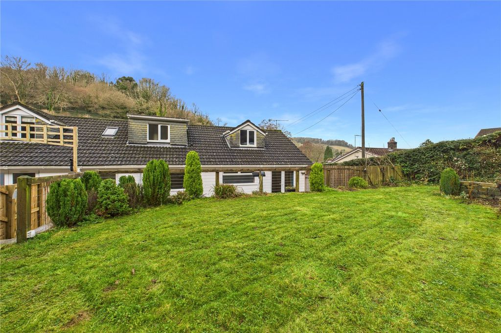 Property photo 3 of 10 Picture No. 02