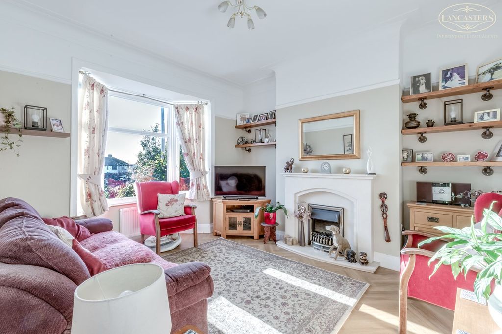 Property photo 2 of 19 Reception Room 1