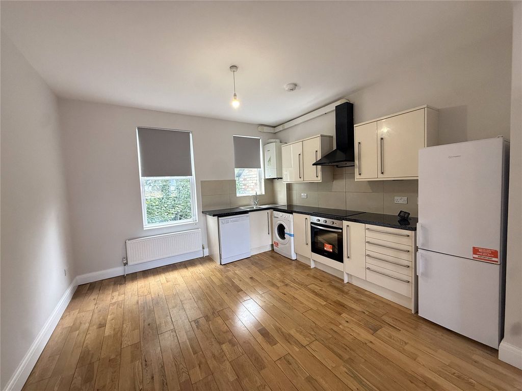 Property photo 3 of 8 Picture No. 05