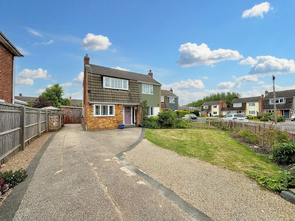 Property photo 1 of 17
