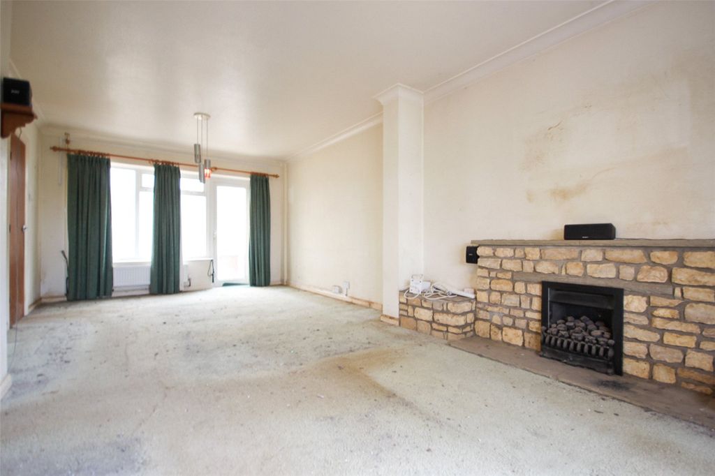 Property photo 2 of 16 Picture No. 18