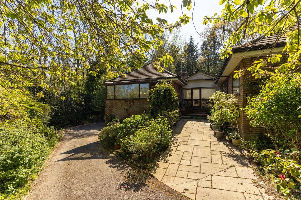 Additional image 23 of 7 bed detached house for saleHackenden Lane, East Grinstead RH19