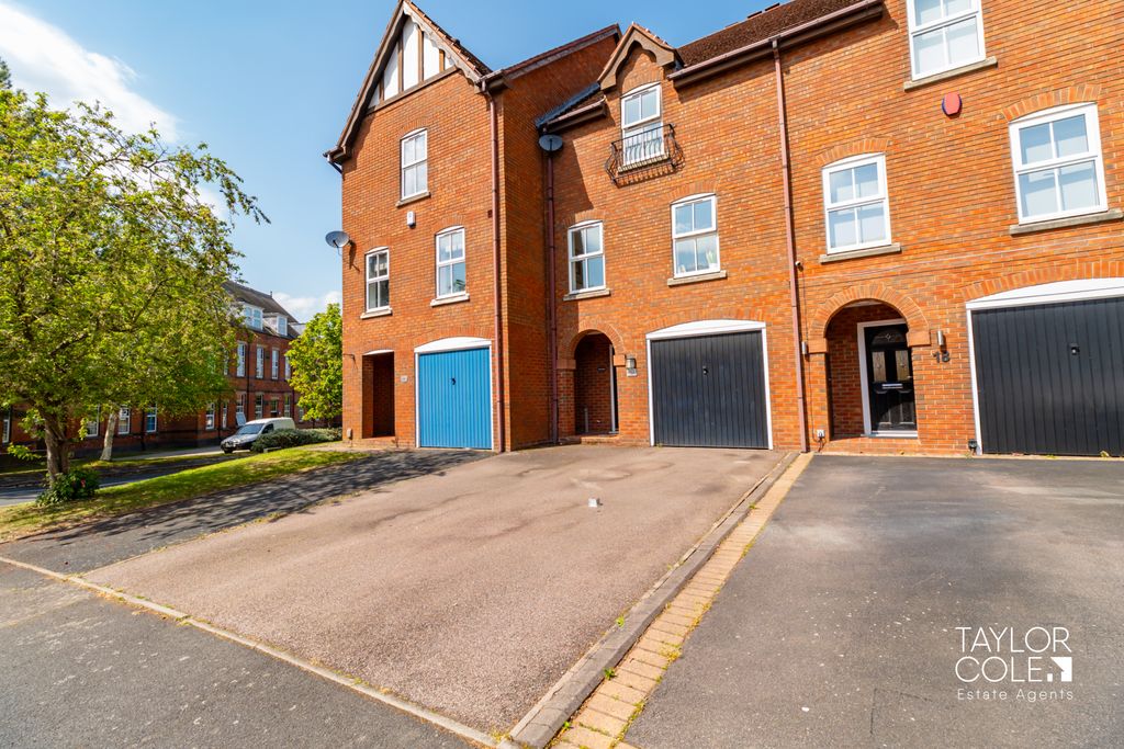 Property photo 1 of 24