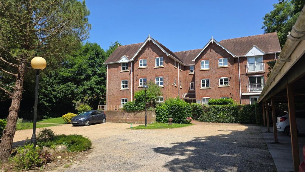 Property photo 2 of 21 Picture No. 39