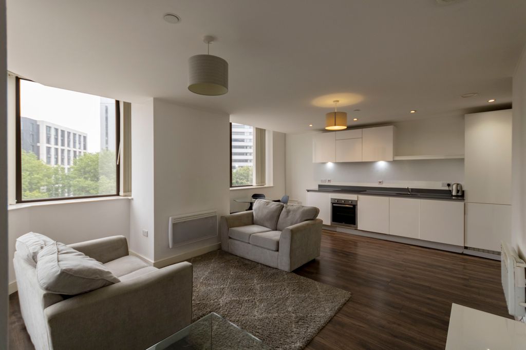 Property photo 3 of 15 Img_5085_1