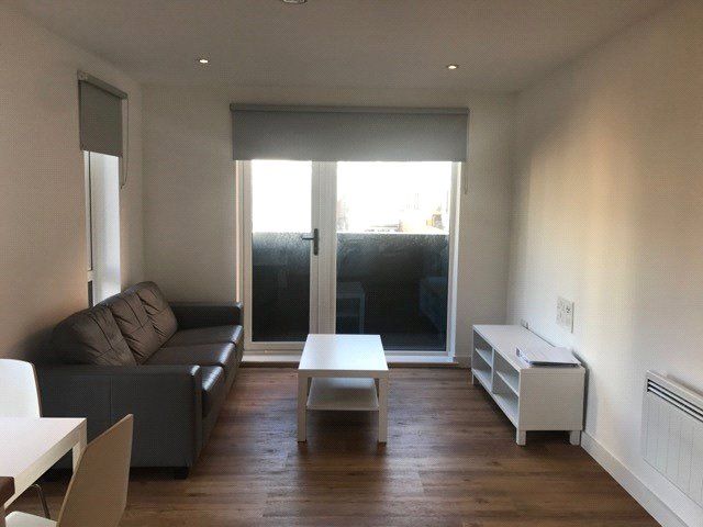 Property photo 1 of 7 Living Room