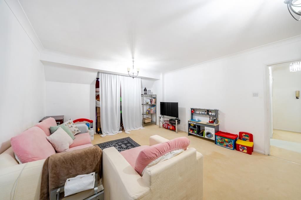 Property photo 2 of 20 Reception Room