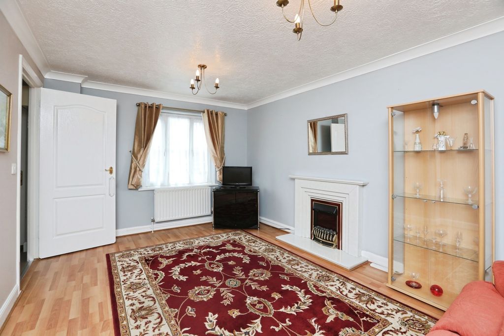 Property photo 2 of 17 Pbox-Img.Jpg