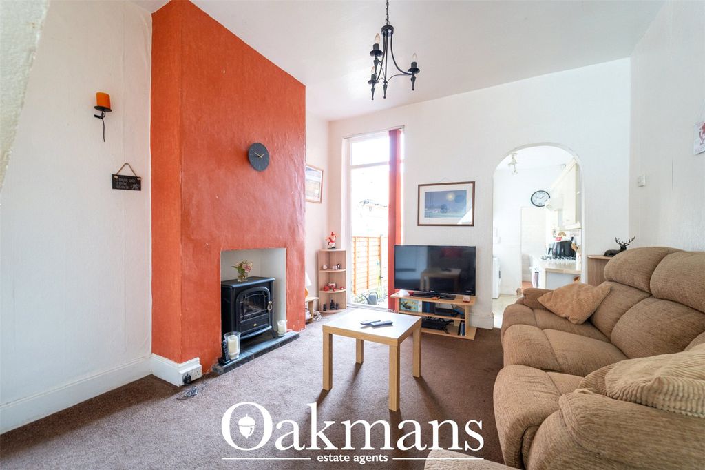 Property photo 3 of 34 Picture No. 02