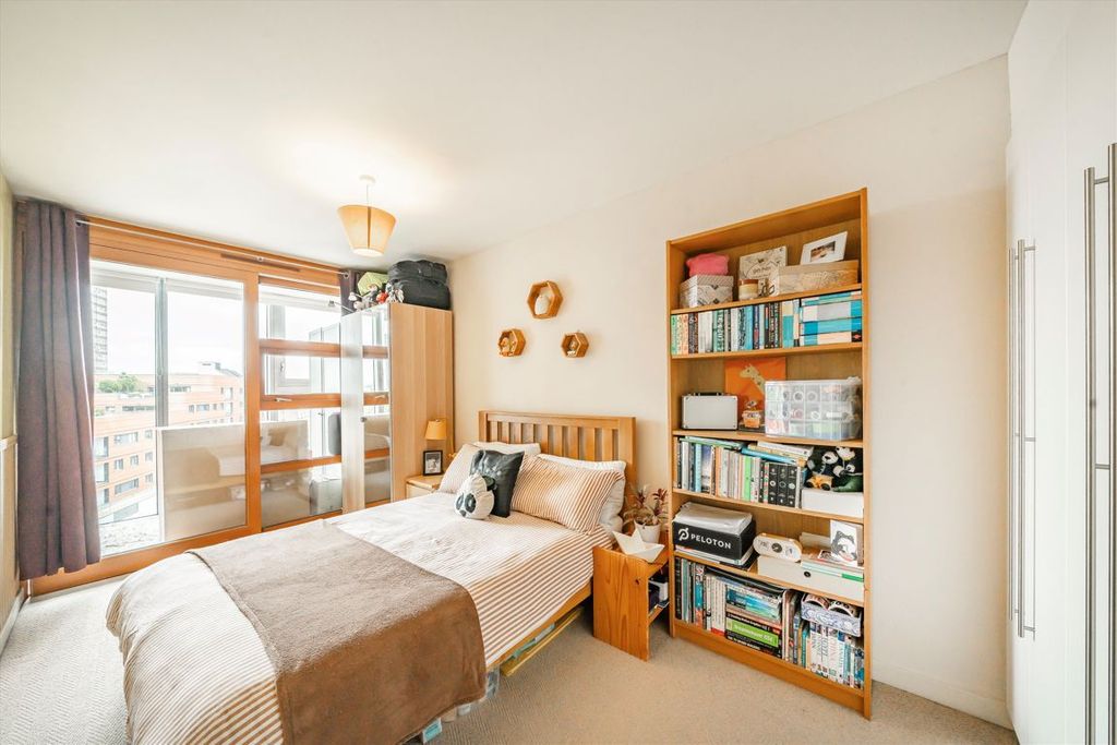 Property photo 3 of 7