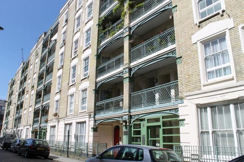 Property photo 1 of 6 Britannia Street